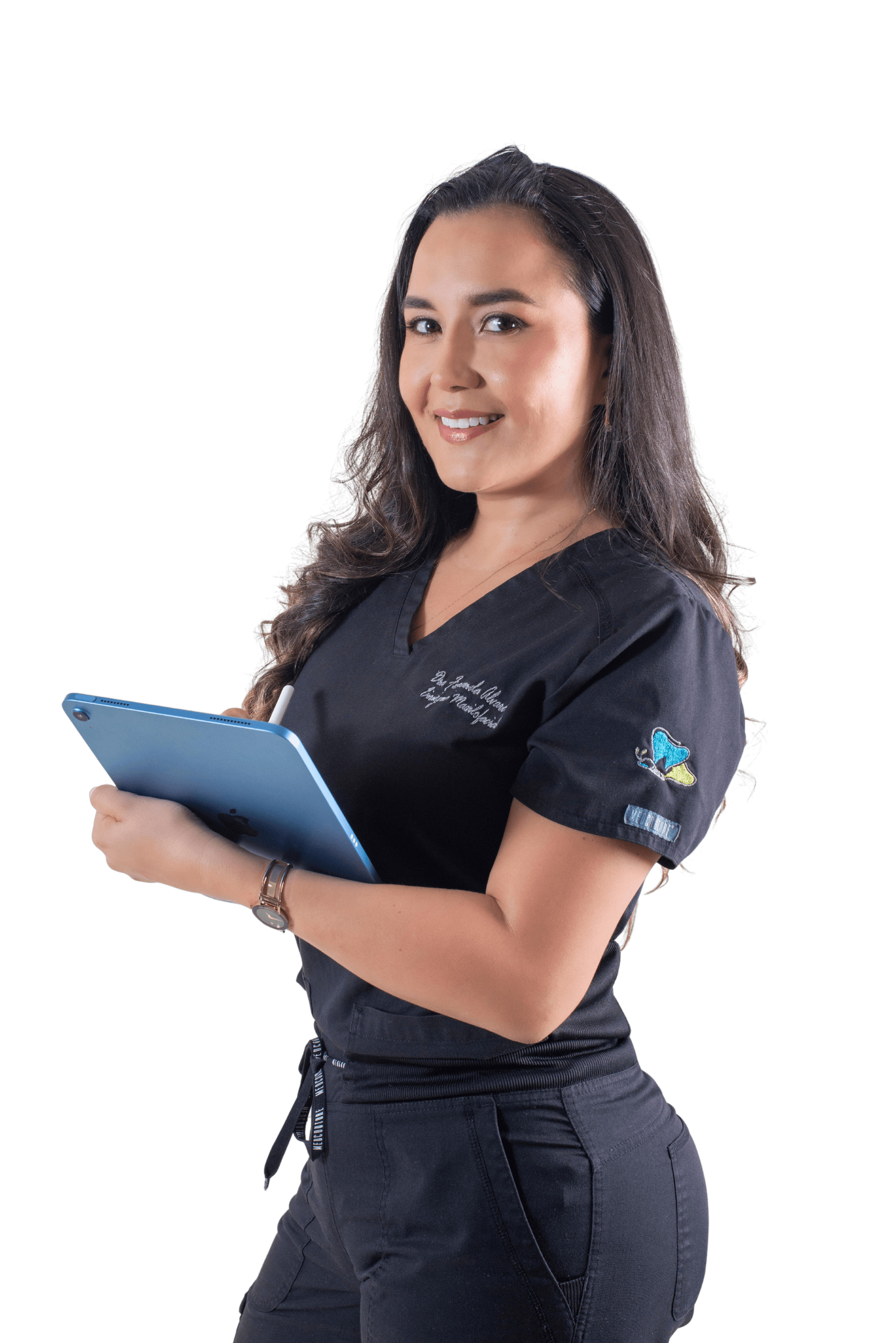 Paciente sonriendo durante su experiencia odontológica